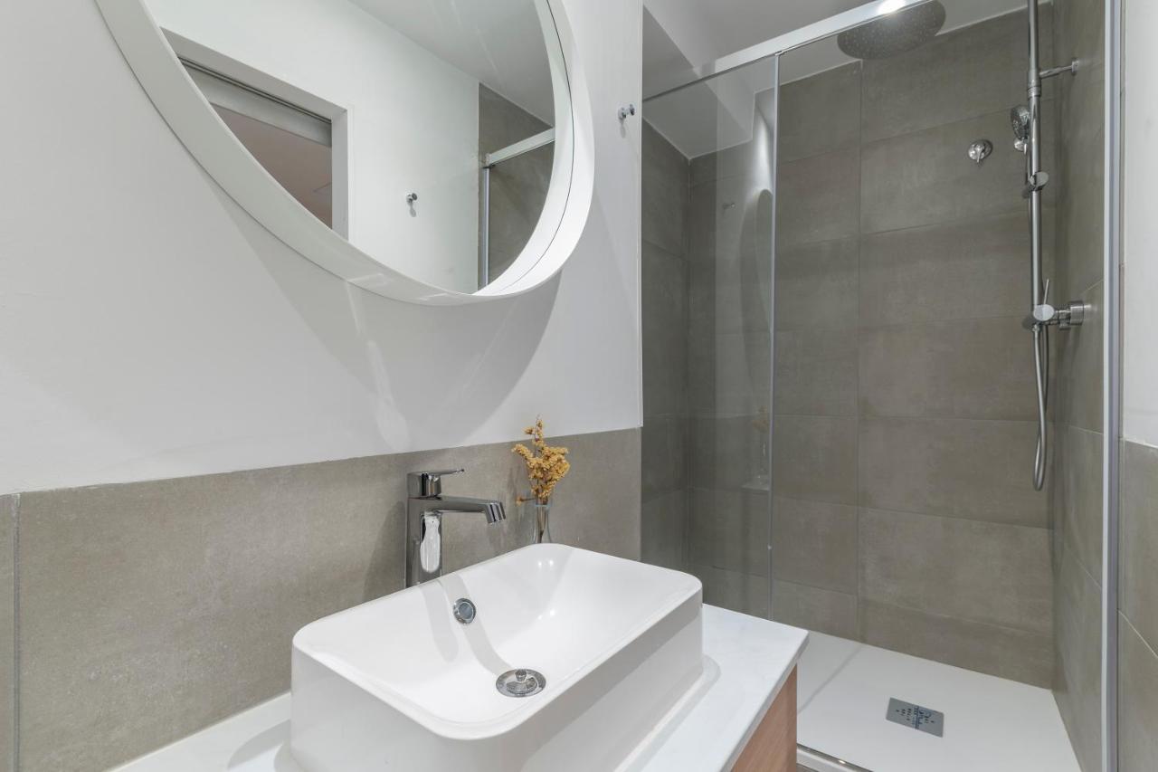 Three-Bedroom Apartment with Balcony,1006718431:JPEG