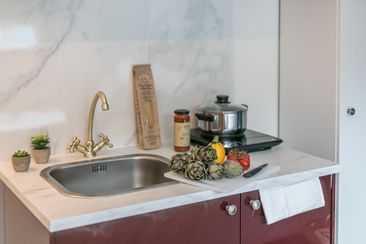 Superior Studio,1019849911:JPEG