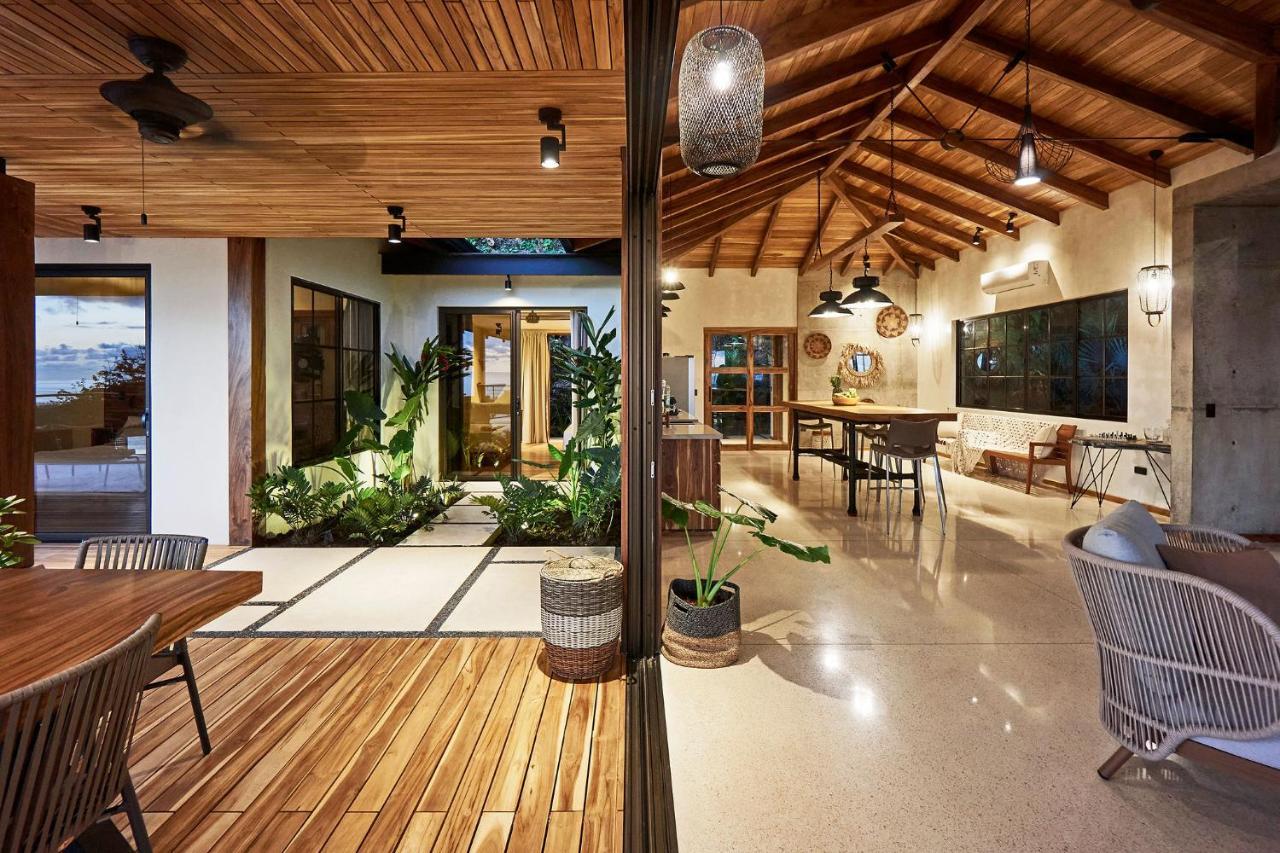 Villa with Sea View,1062818101:JPEG