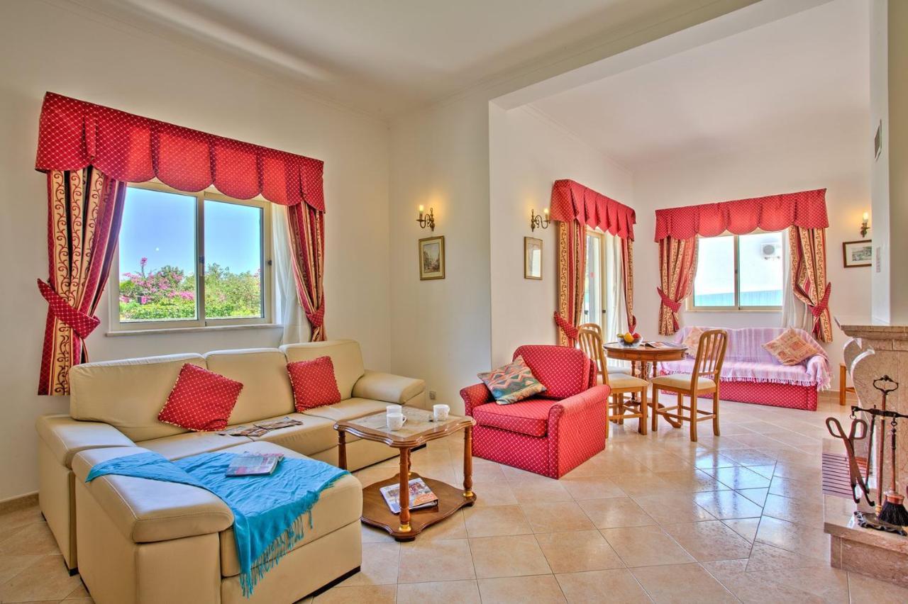 Three-Bedroom Villa,1105594218:JPEG