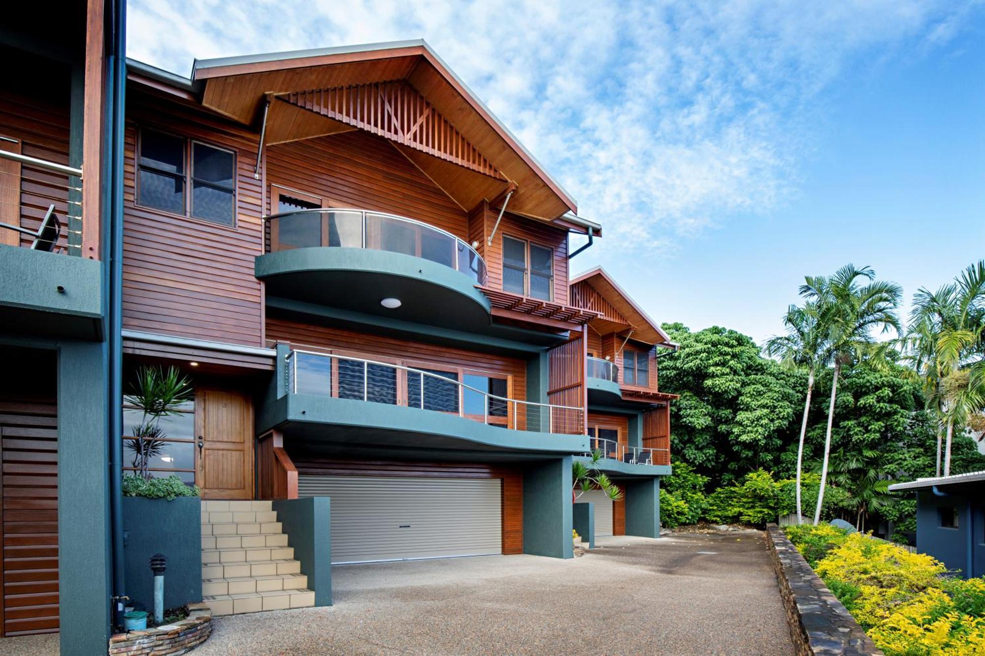 Villa with Sea View