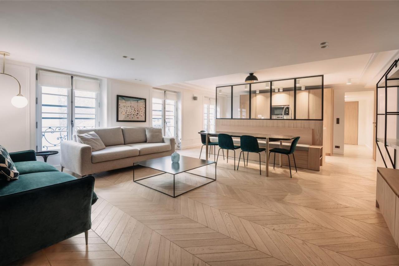 Two-Bedroom Apartment 2m10 celling,1246994158:JPEG
