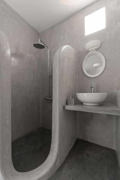 Superior Villa with Outdoor Heated Private Pool and Hot Tub,402639471:JPEG