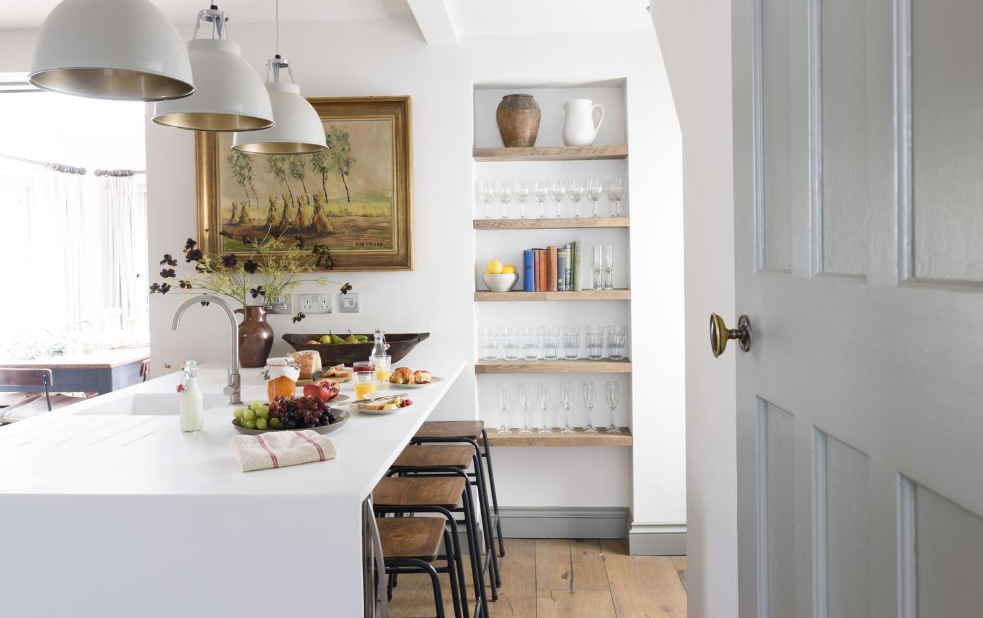 Four-Bedroom House,1743573101:JPEG