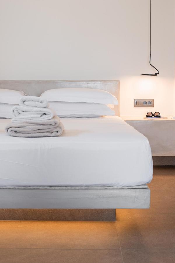 Exclusive Suite with Panoramic Sea View and Outdoor Hot Tub,1290325117:JPEG