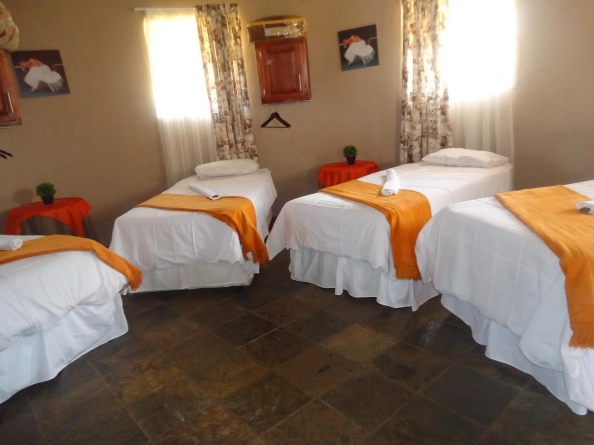 Mixed Dormitory Room
