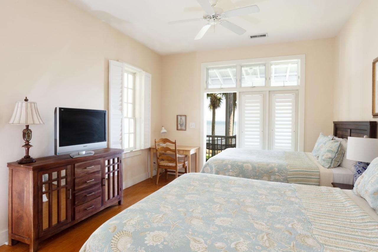 Two-Bedroom Lagoon Cottage
