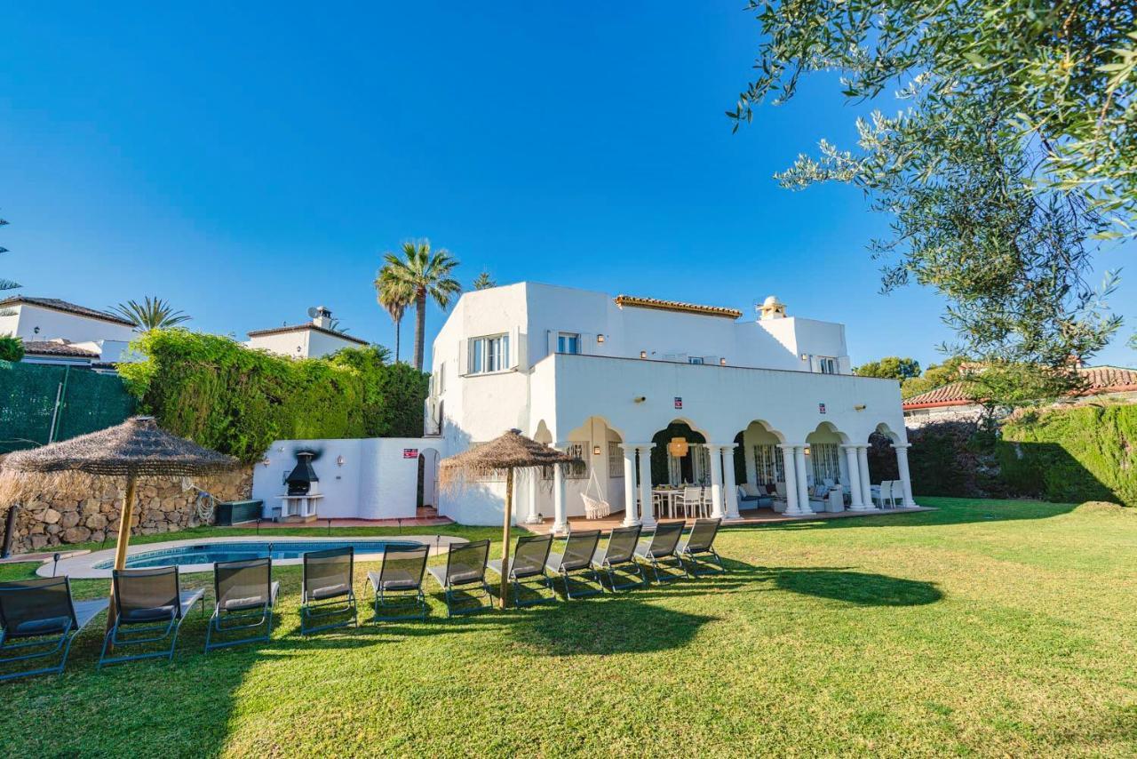 Six-Bedroom Villa