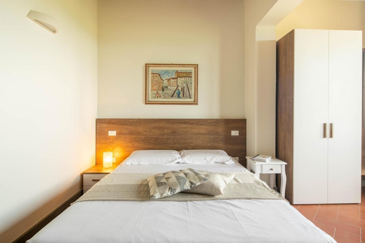 Large Double or Twin Room