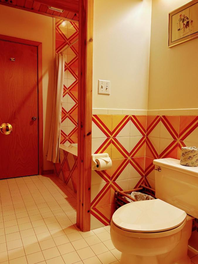 Suite with Mountain View
