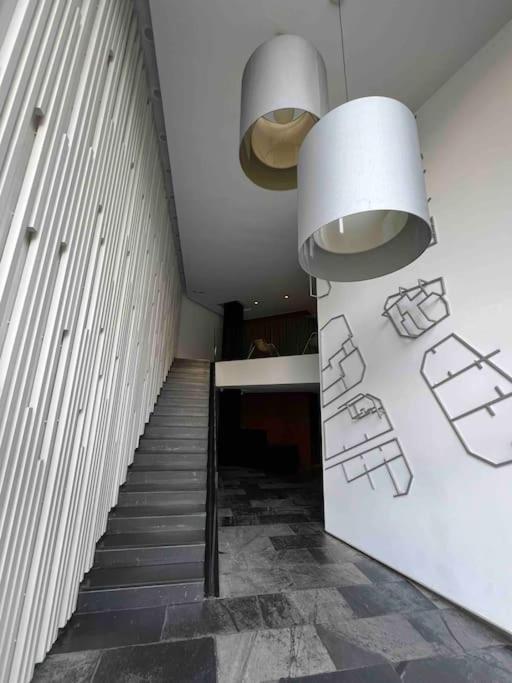 One-Bedroom Apartment,1480919807:JPEG