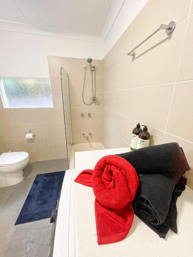 Two-Bedroom House,1486283923:JPEG