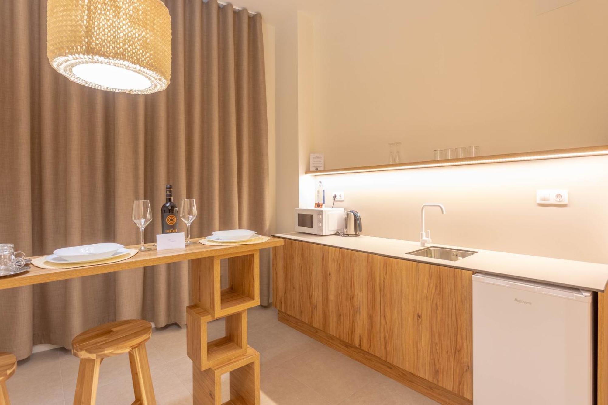 Double Room with Jacuzzy,1530954493:JPEG