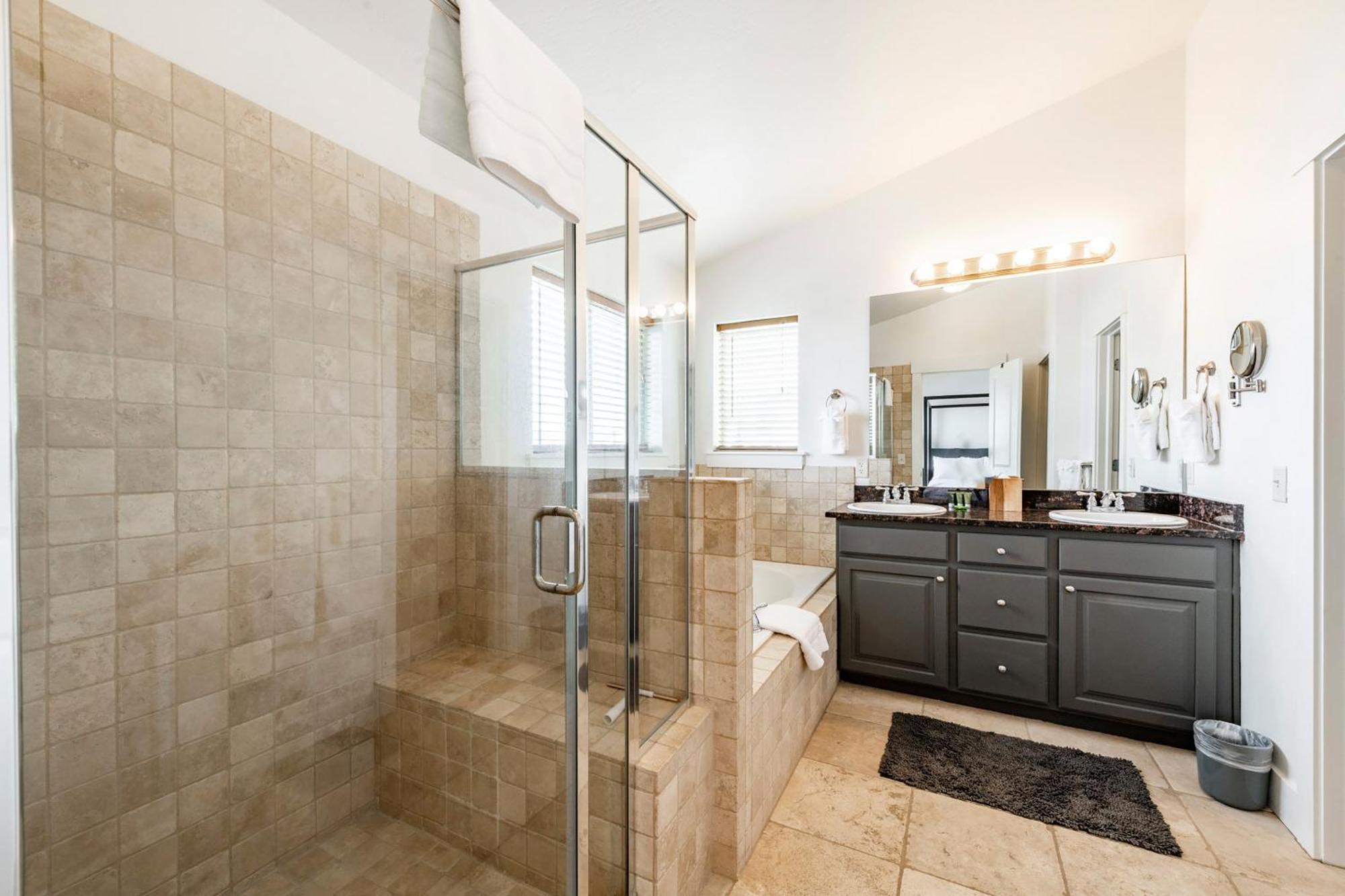 4 Bedroom Townhome #5601