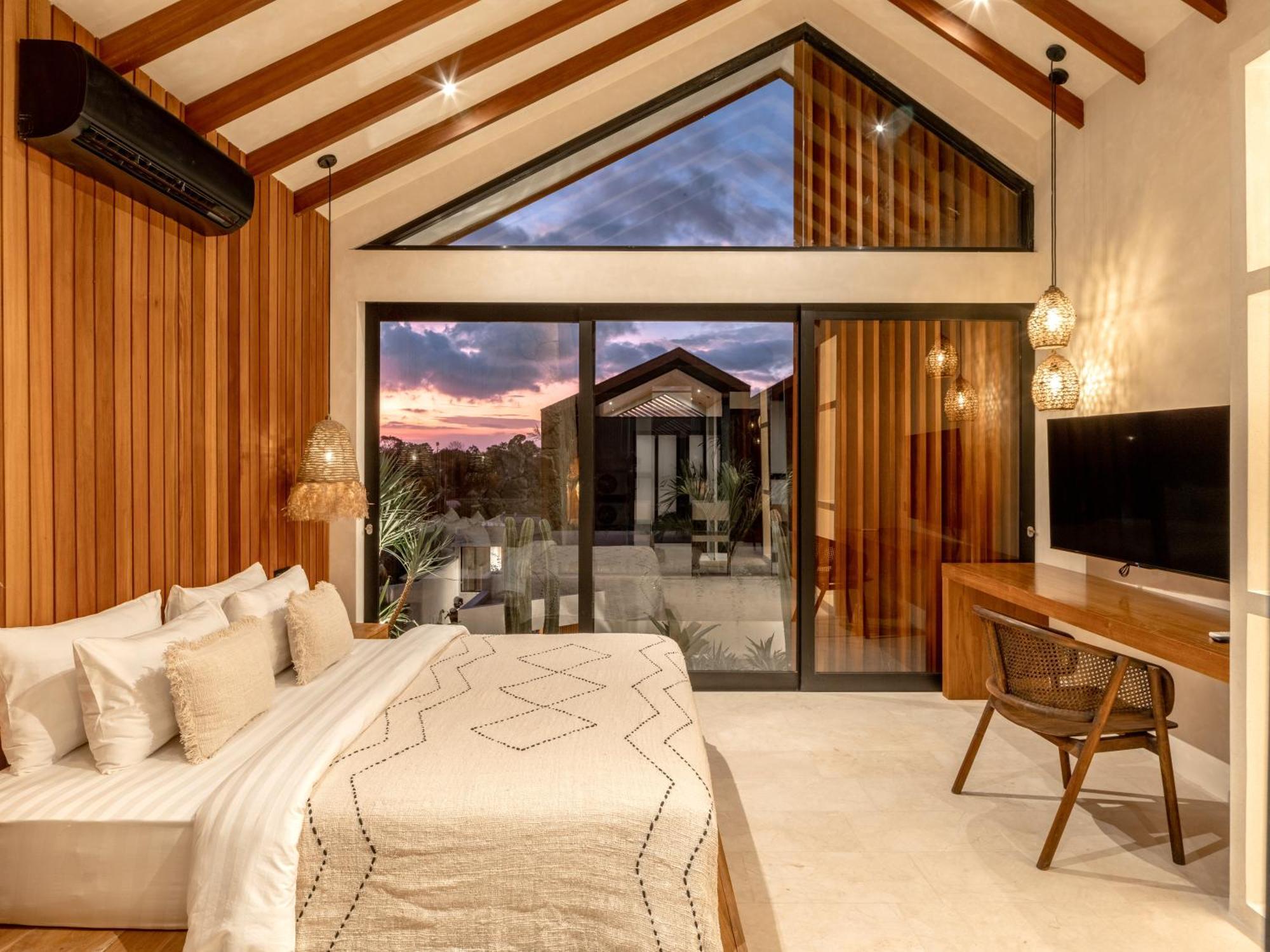 One-Bedroom Villa