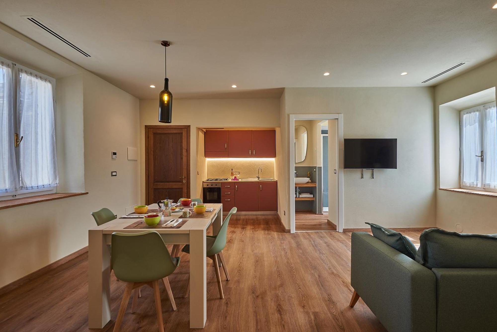 Deluxe Apartment,1549444288:JPEG