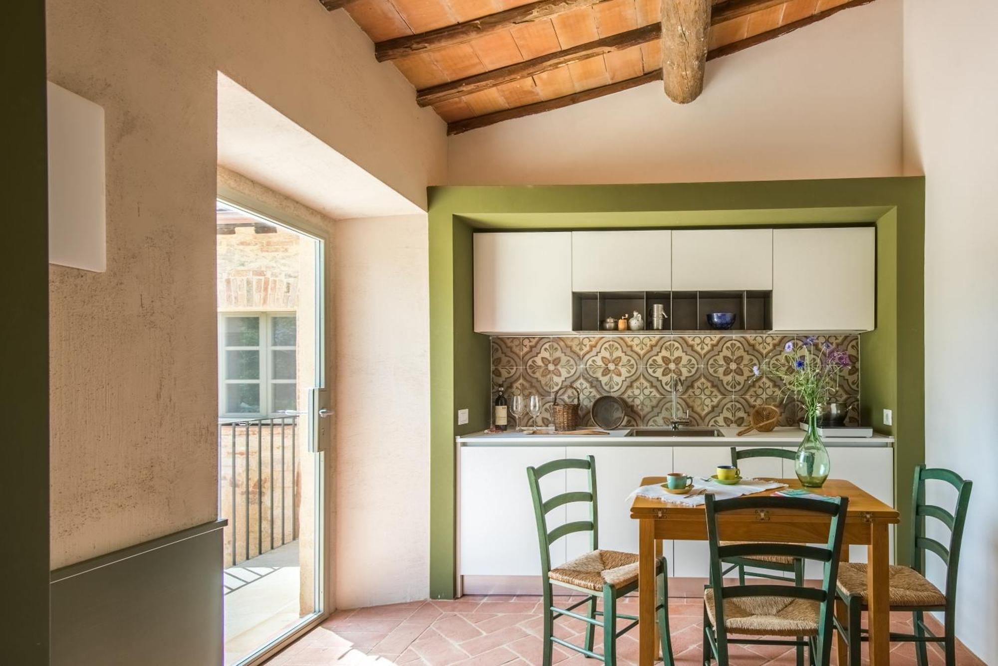 Apartment with Garden View