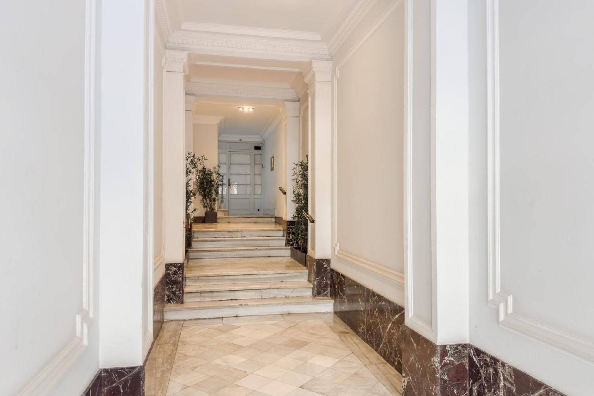 Two-Bedroom Deluxe Apartment
