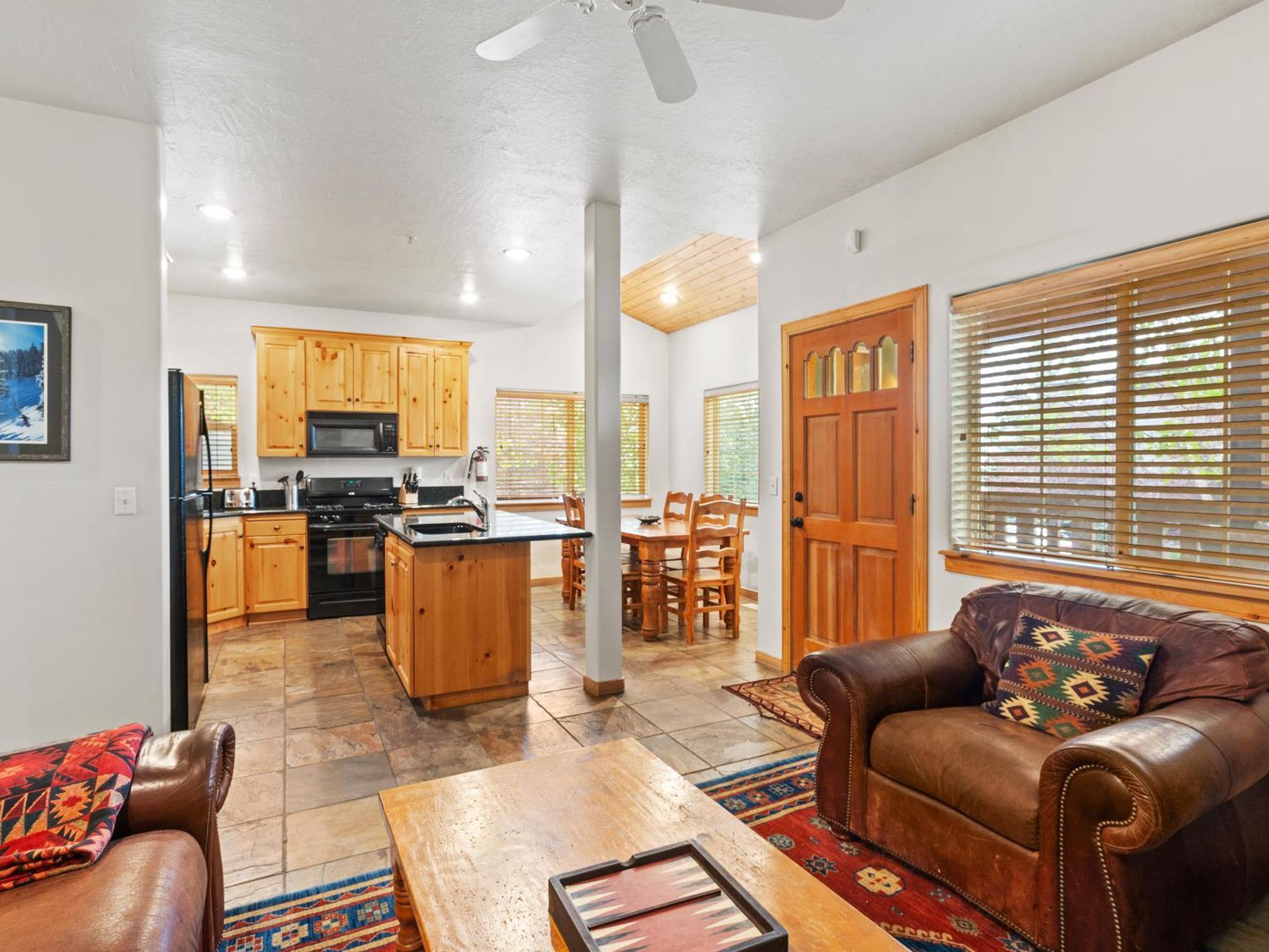 4 Bedroom Townhome 5531