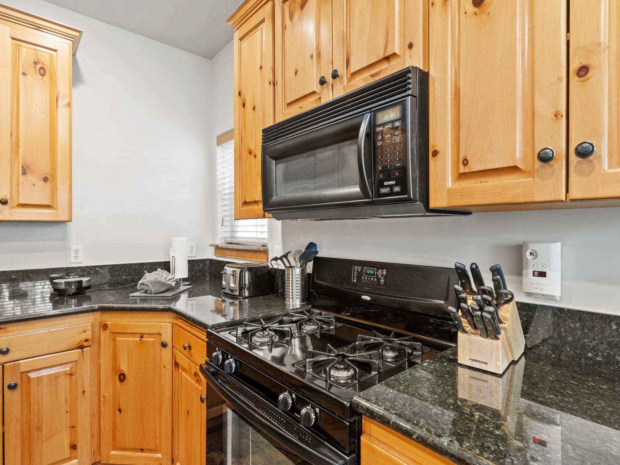 4 Bedroom Townhome 5531