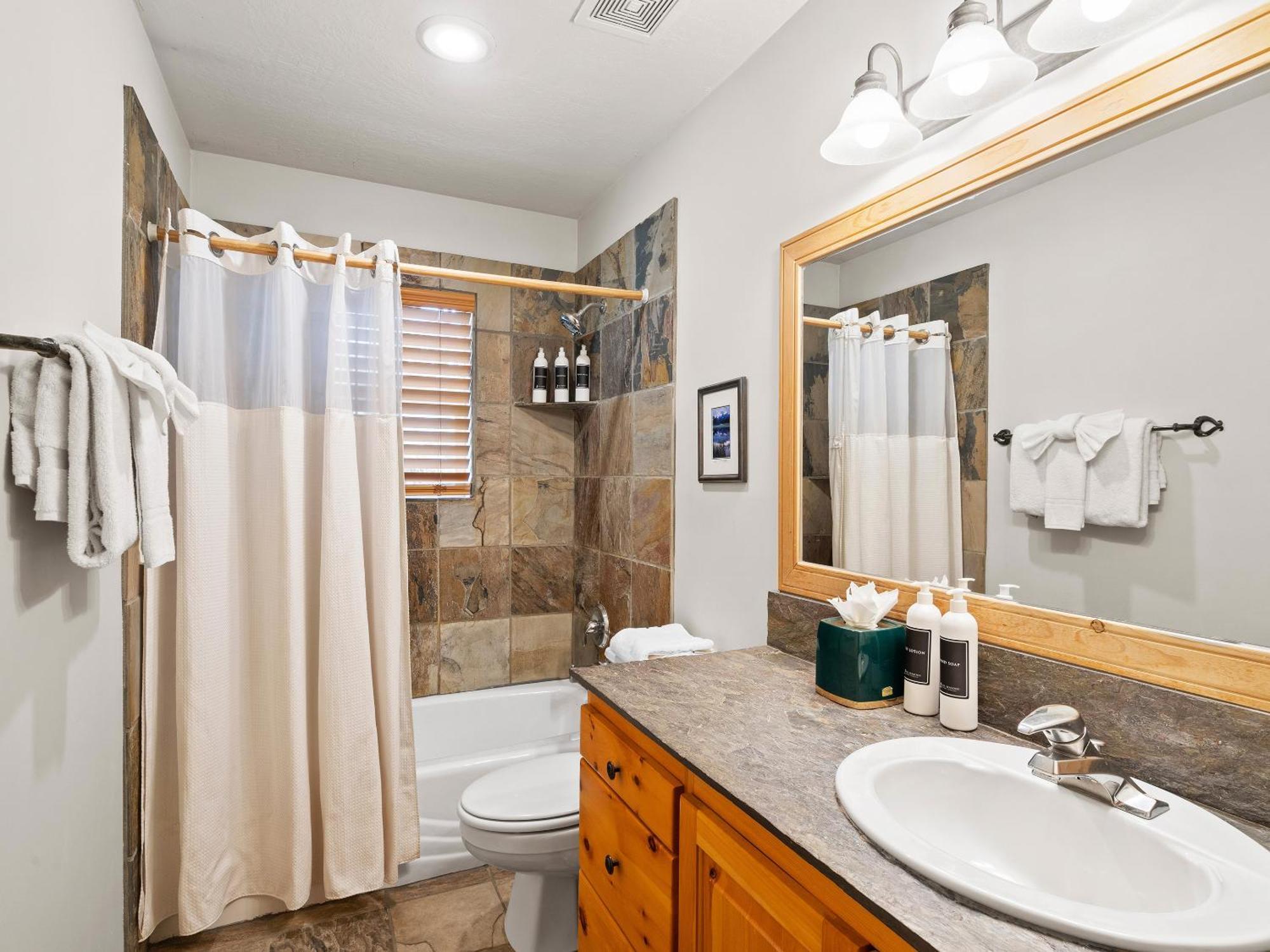 4 Bedroom Townhome 5531