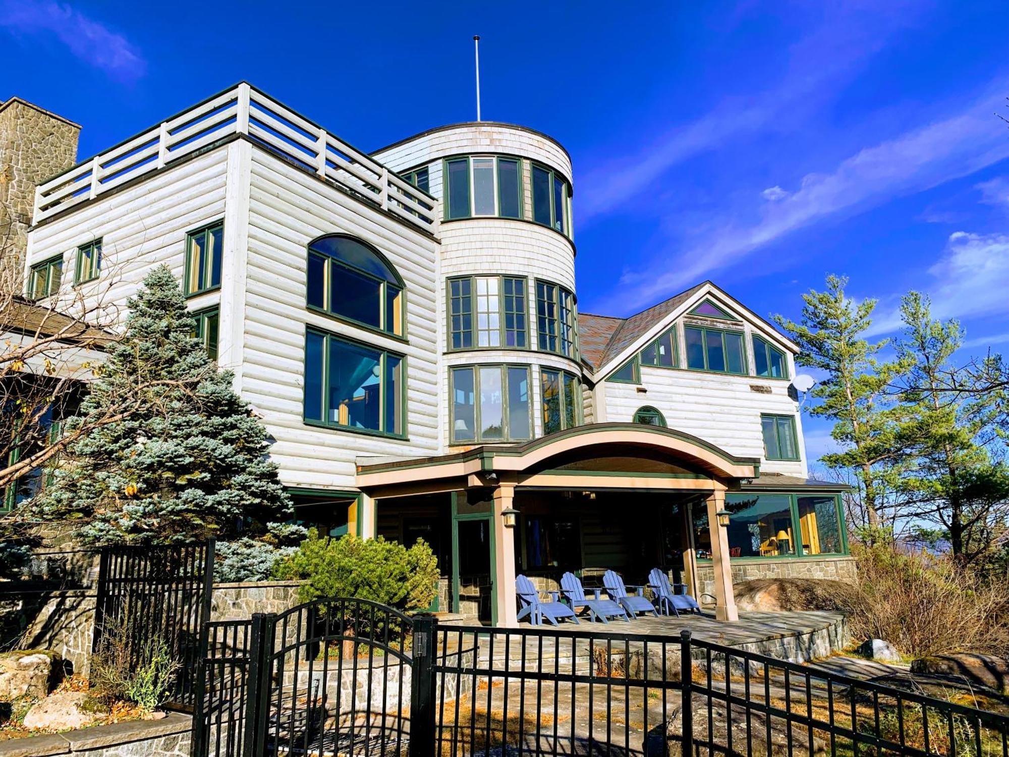 Eight-Bedroom House