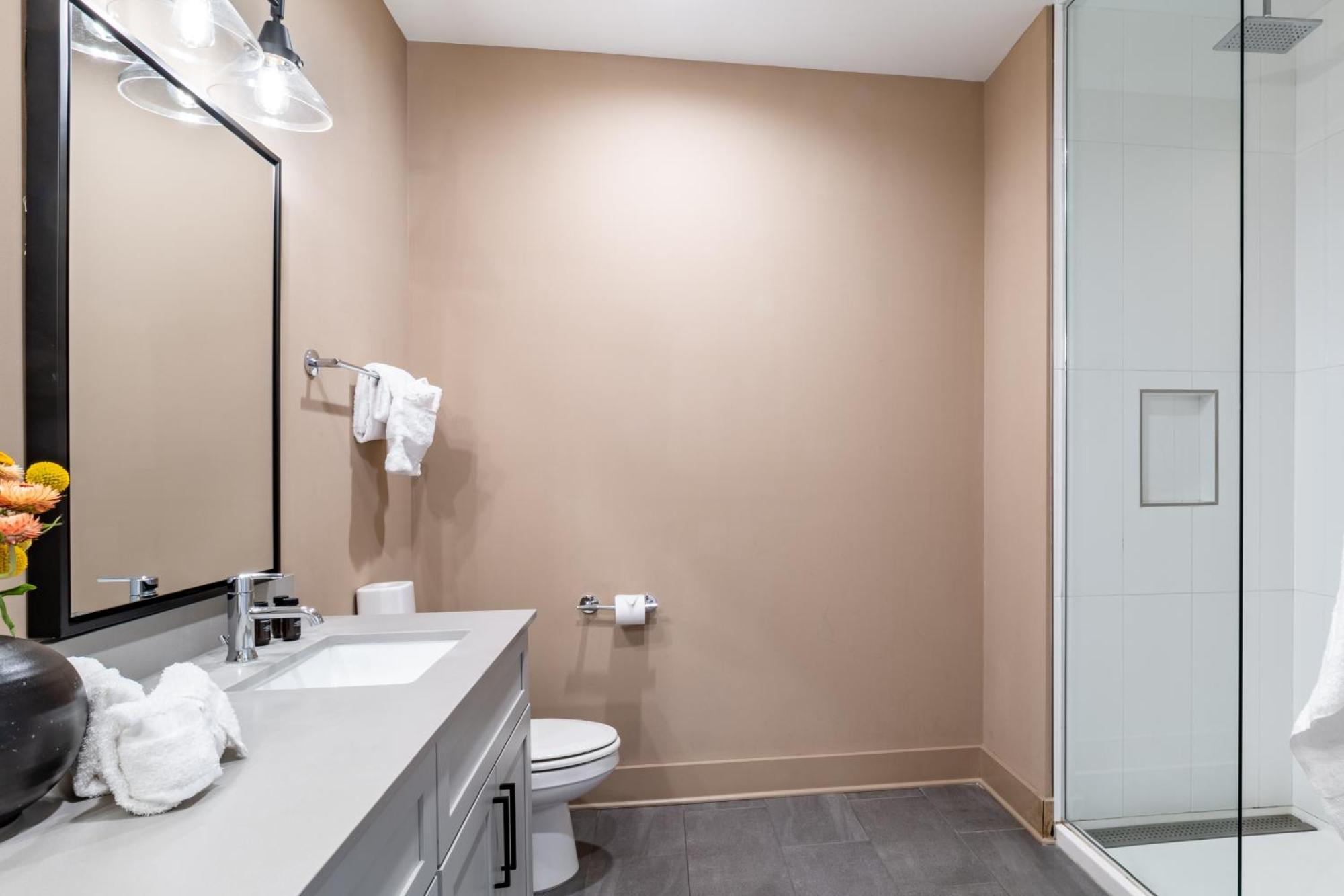 4BDR Suite