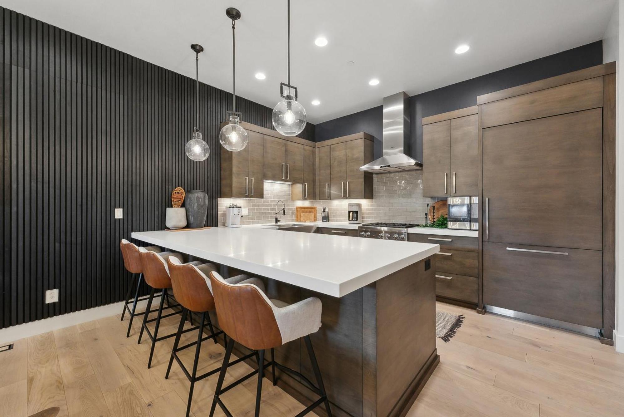 Three-Bedroom Deluxe Apartment