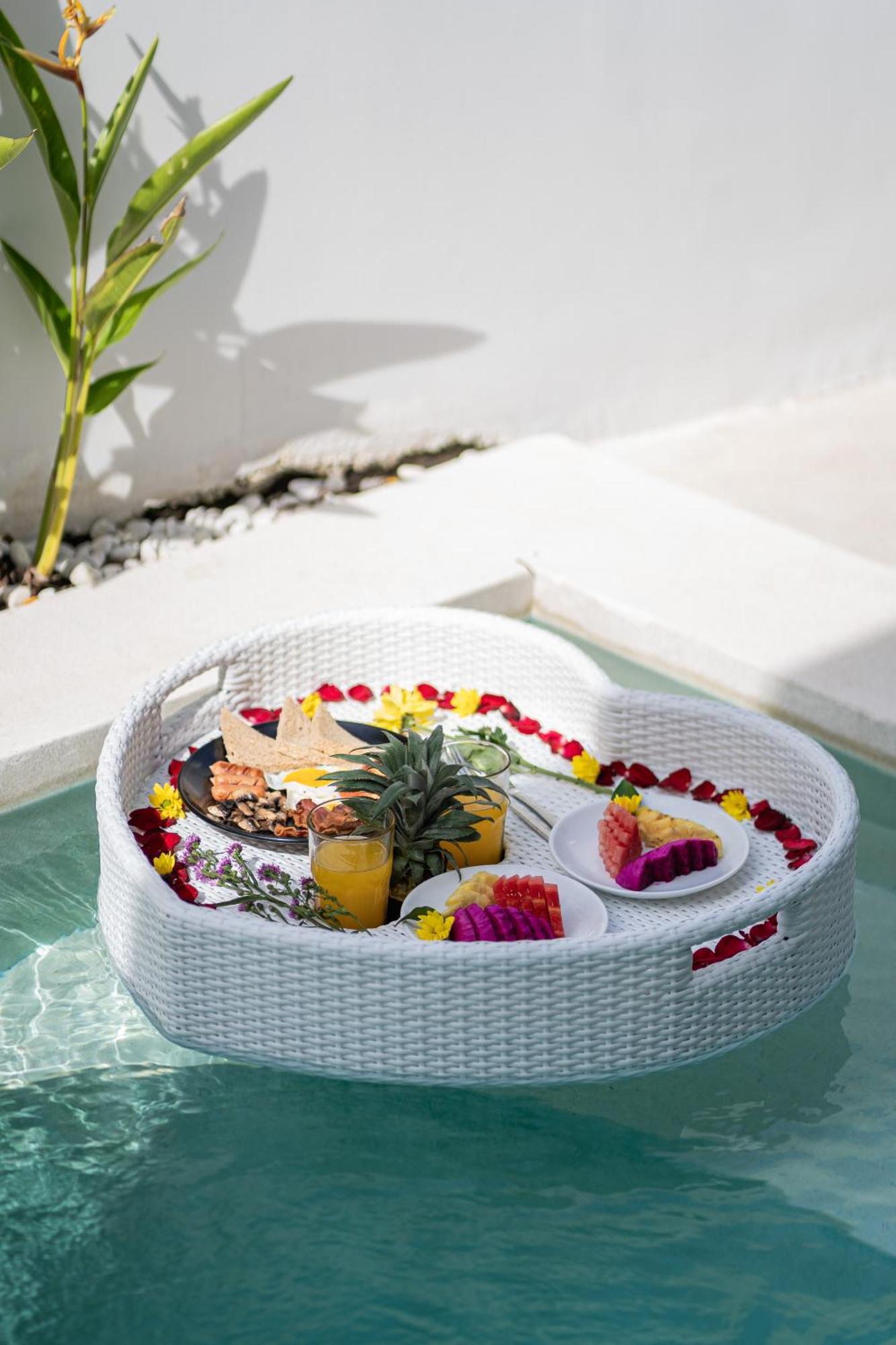 One-Bedroom Villa with Private Pool and Equipped Kitchennette