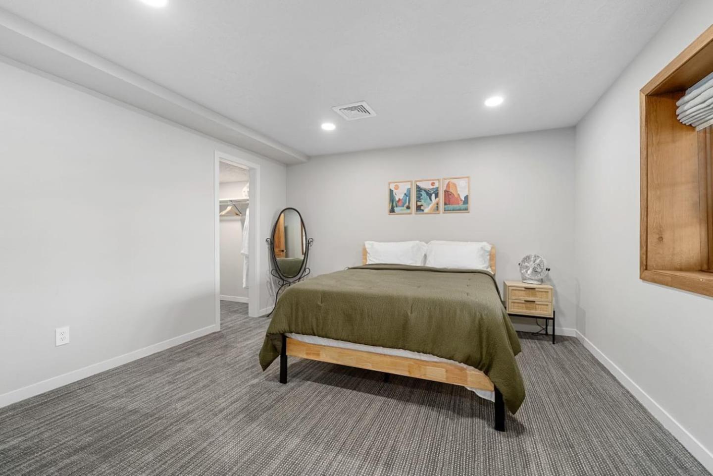 One-Bedroom House