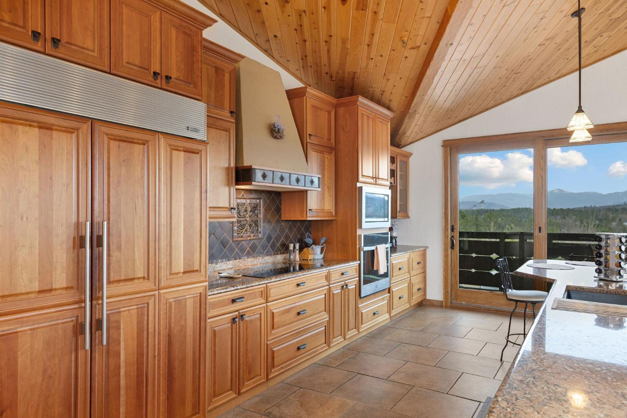 Deluxe Apartment,1665490219:JPEG