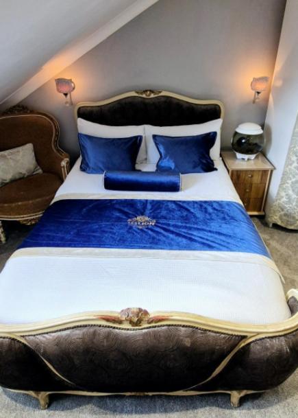 Holiday Home,1668222859:JPEG