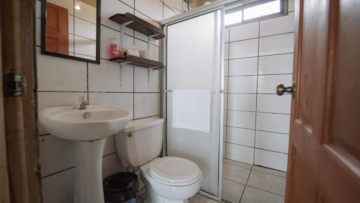 Two-Bedroom Apartment with Ocean View,1695769674:JPEG