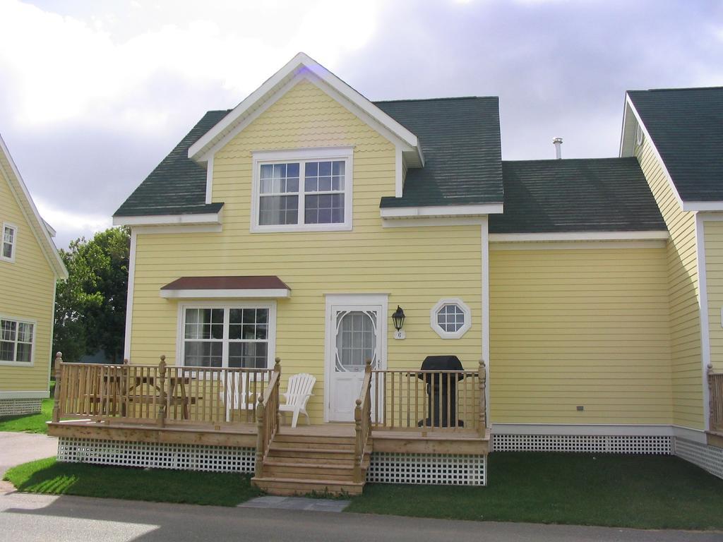 Three-Bedroom Cottage,974845438:JPEG