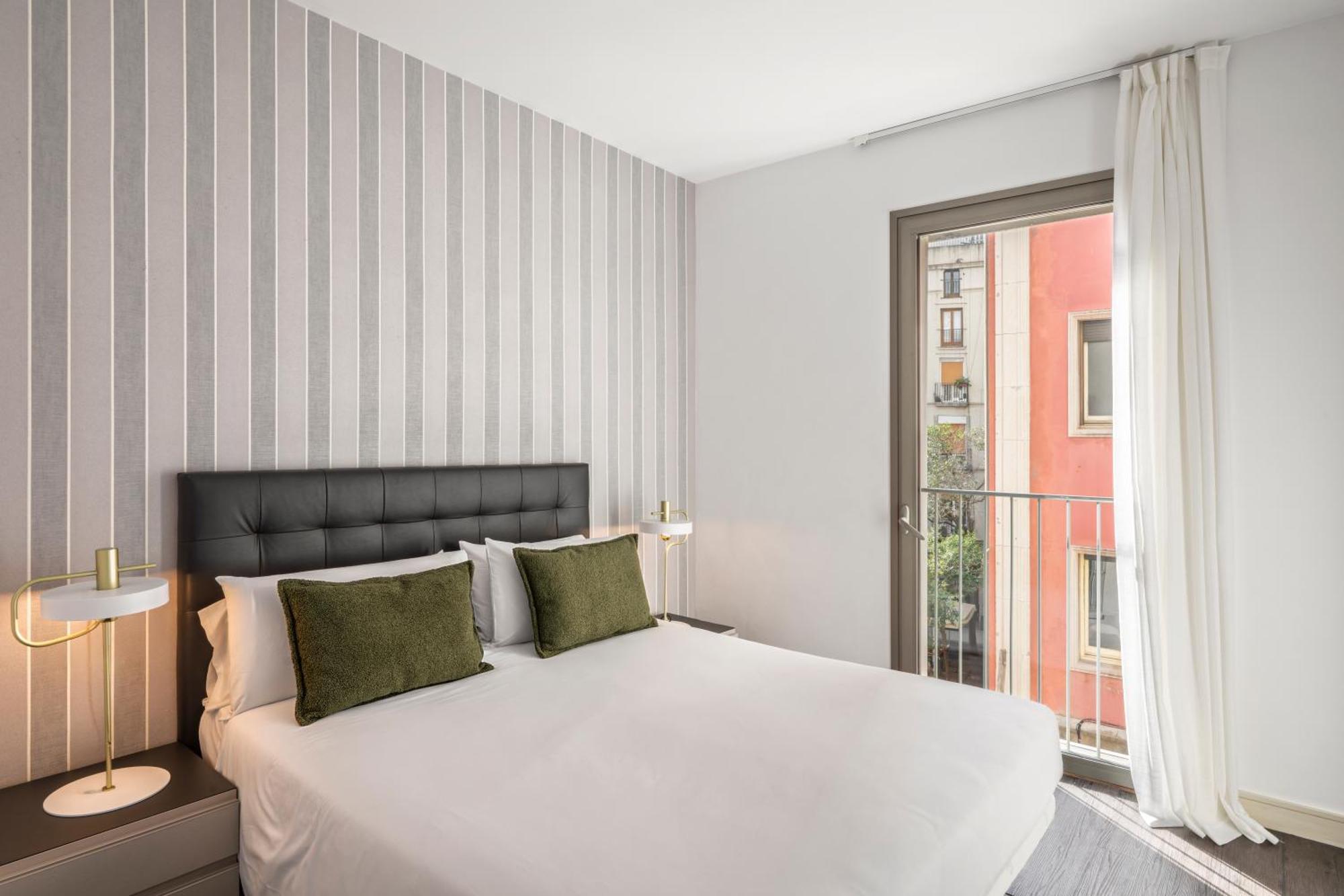 One-Bedroom Apartment with Balcony
