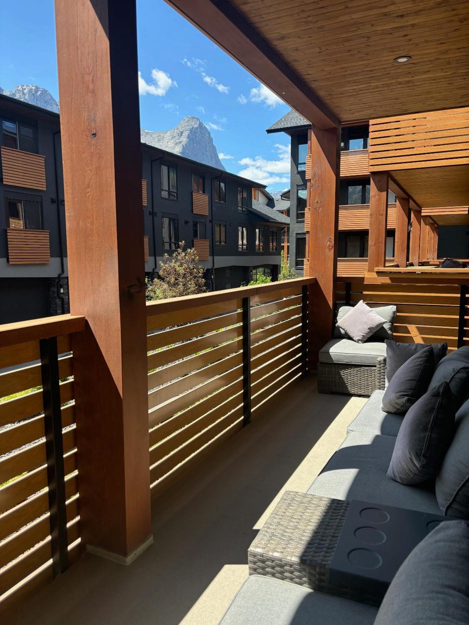 Apartment,1711506840:JPEG