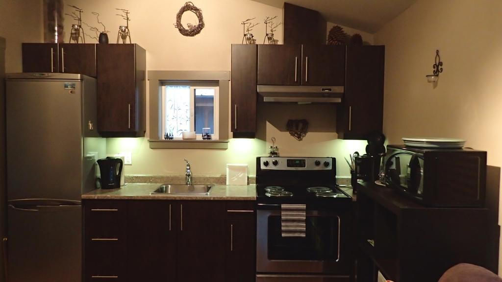 One-Bedroom Cottage,172778922:JPEG