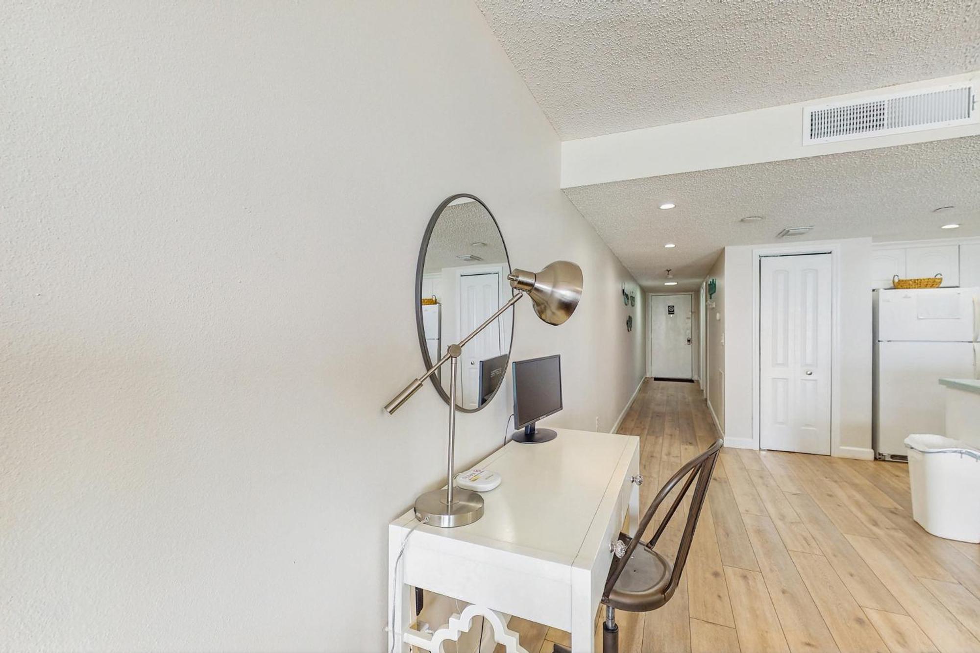 One Bedroom Apartment