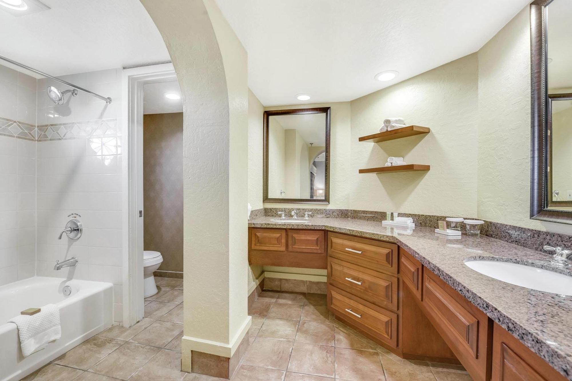 Signature Suite