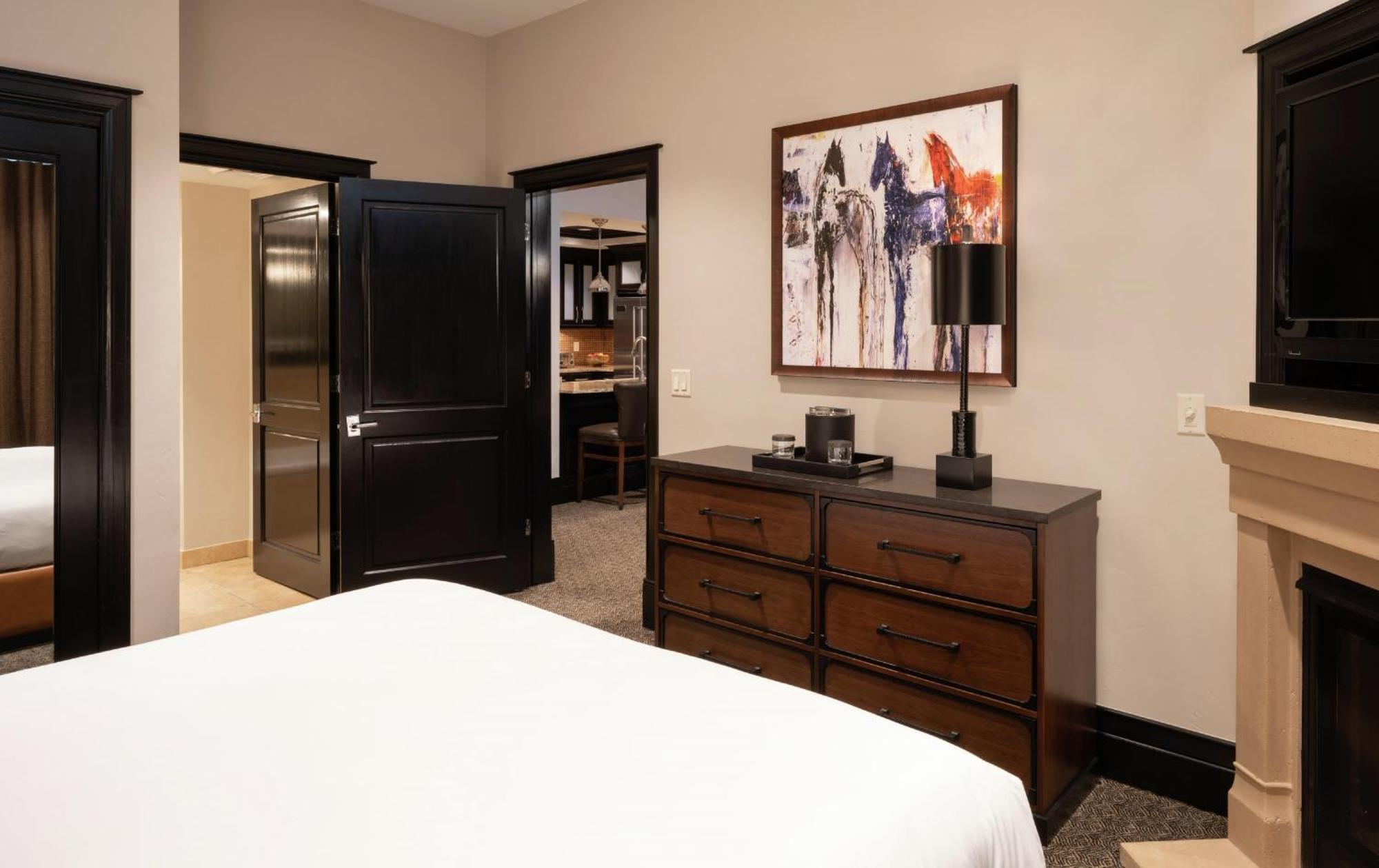 Two-Bedroom Superior Residence