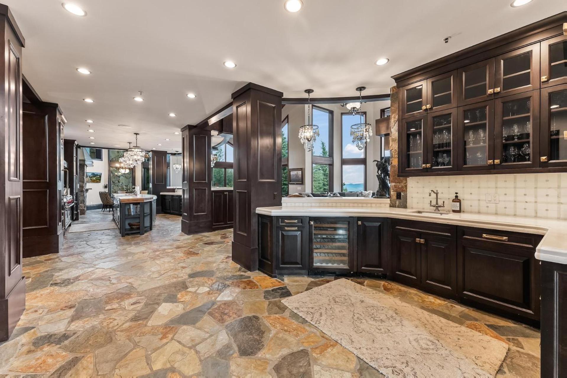 Seven-Bedroom House