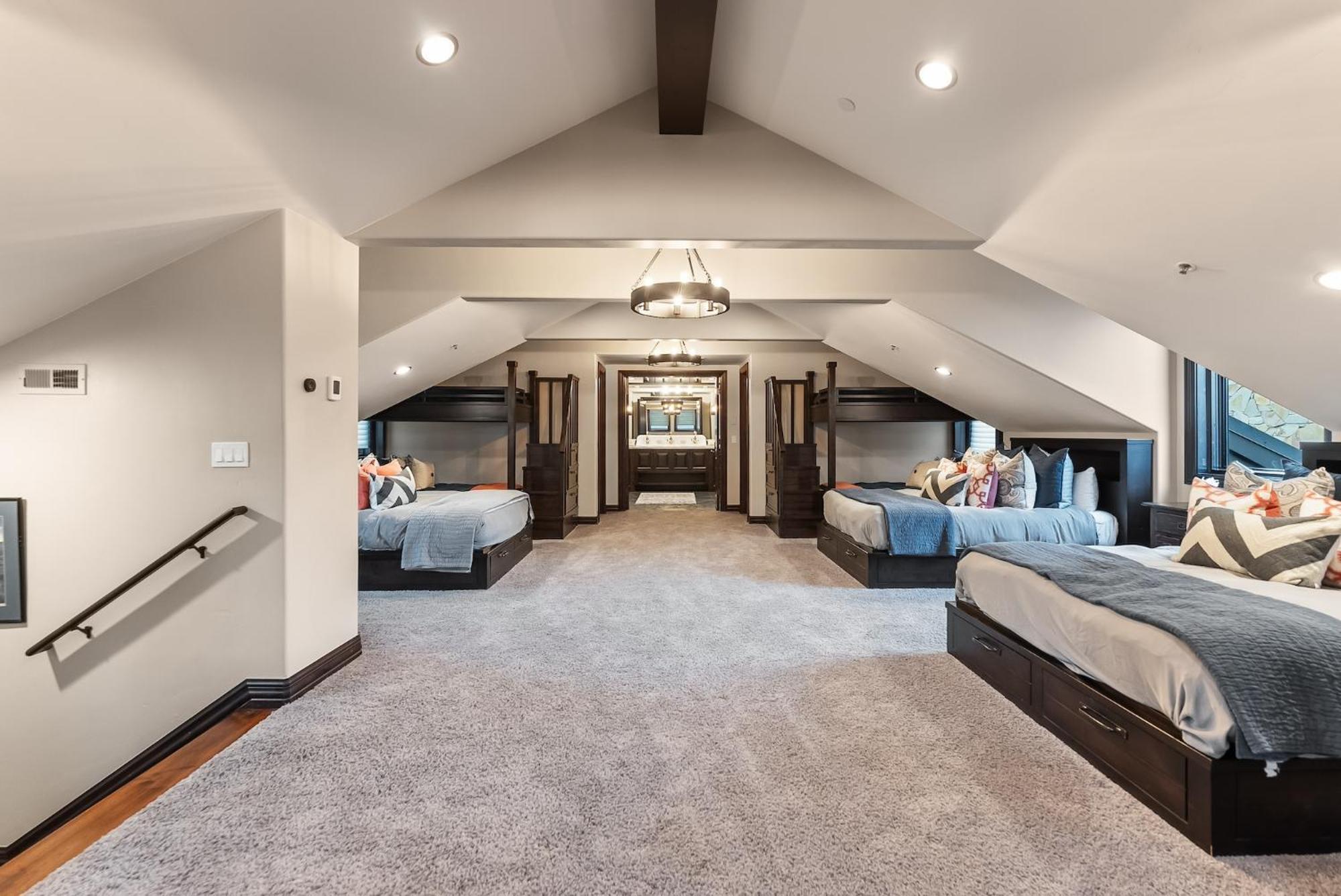 Seven-Bedroom House