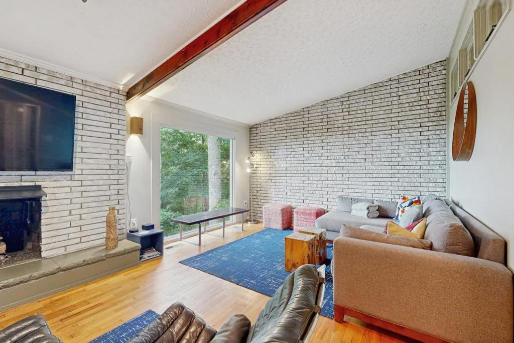Four-Bedroom Holiday Home