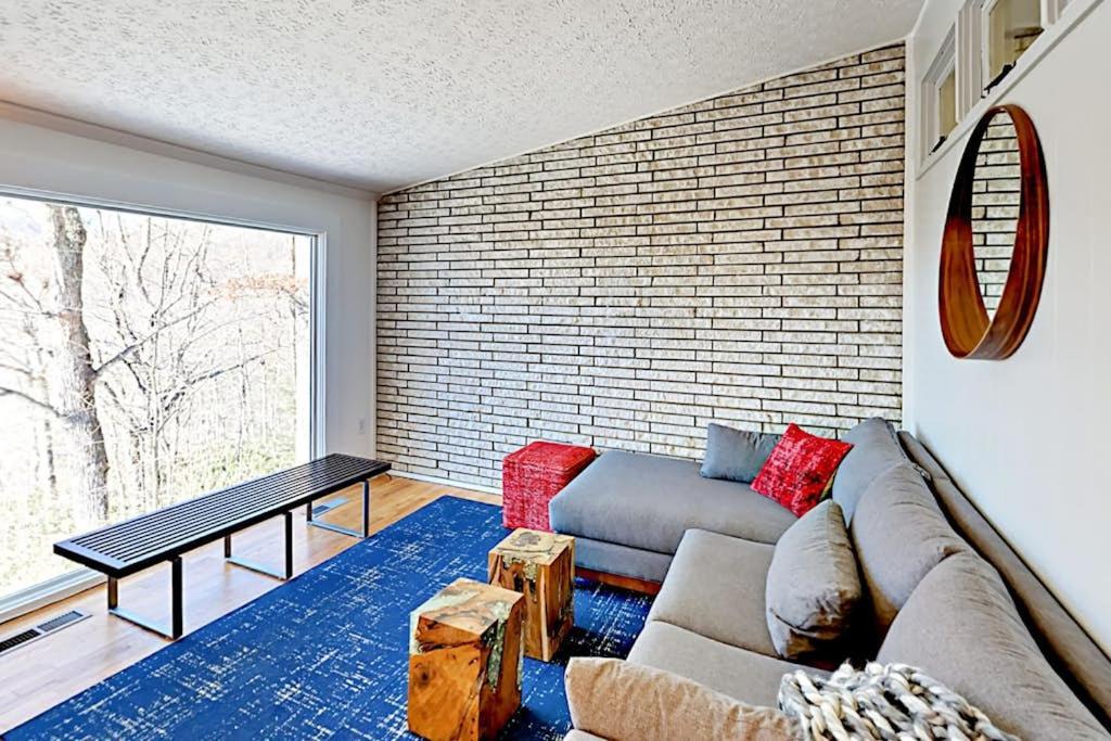 Four-Bedroom Holiday Home