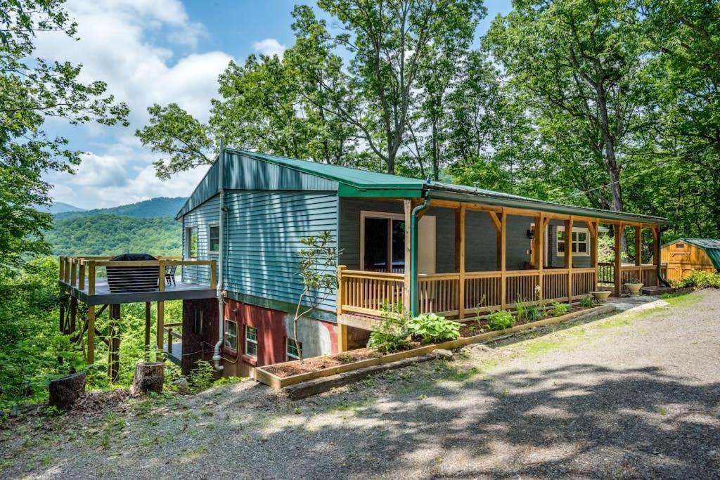Four-Bedroom Holiday Home