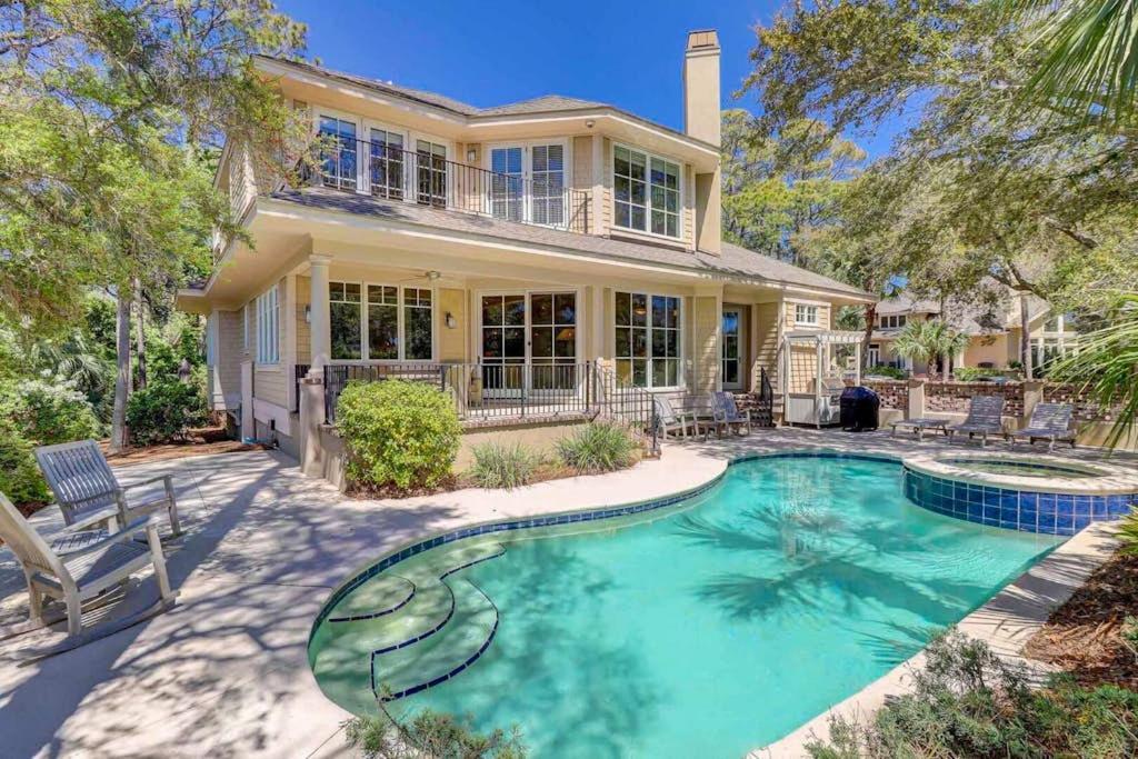 Six-Bedroom House