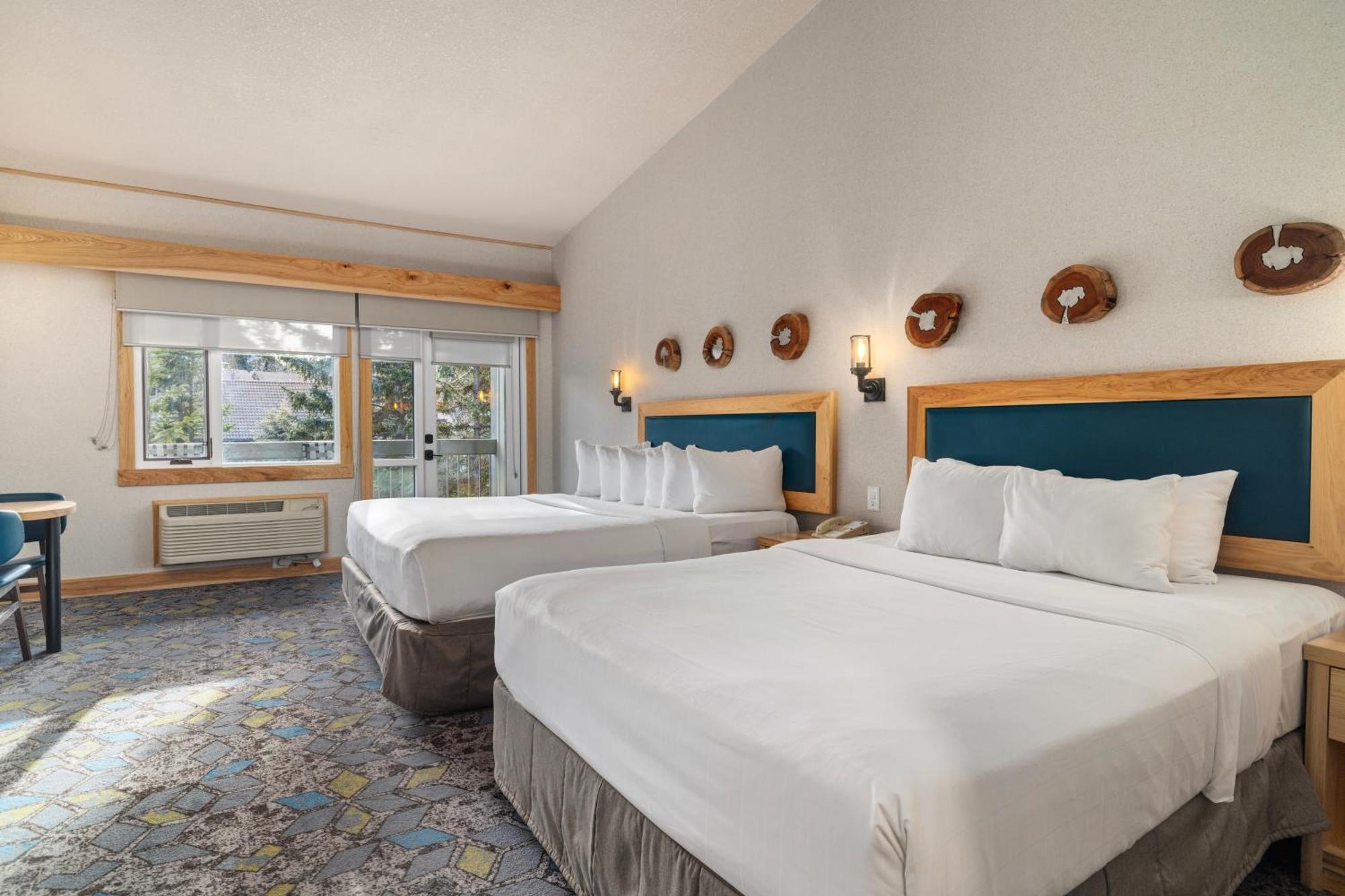 Superior Suite with Queen and King Bed