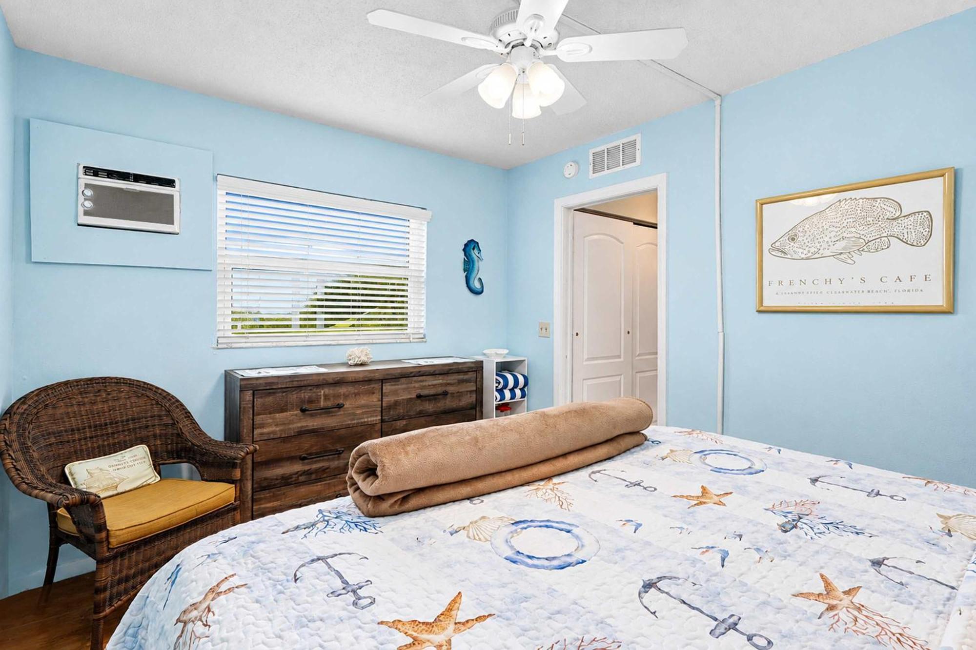 One Bedroom Apartment