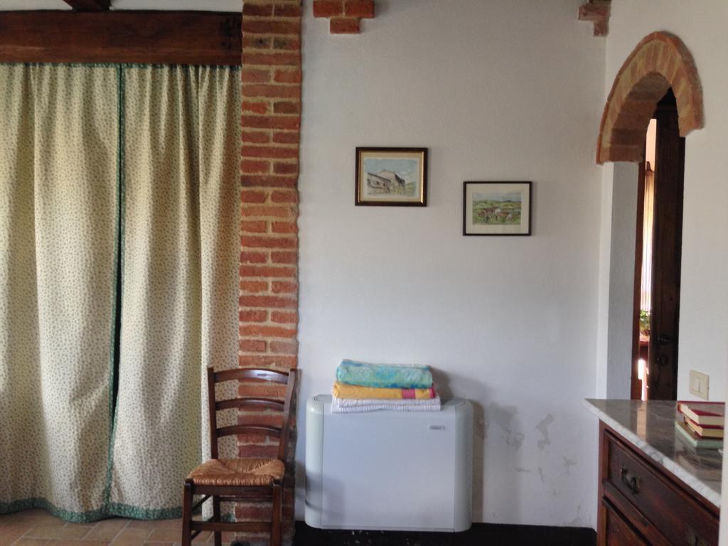 Large Double Room,183448518:JPEG