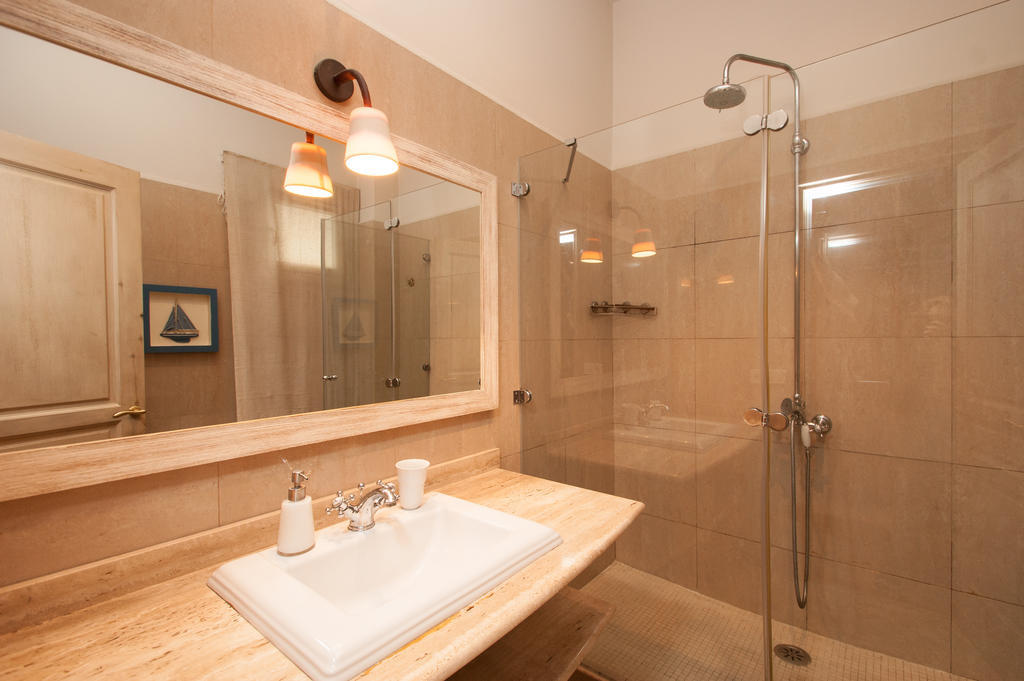 Two-Bedroom Apartment,247321509:JPEG